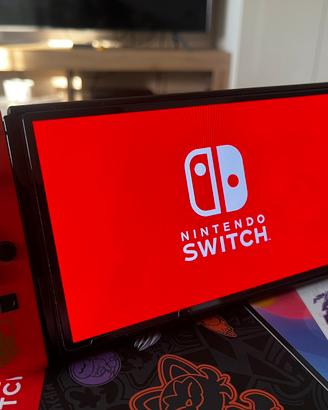 Nintendo Switch OLED Pokèmon Scarlatto e Violetto