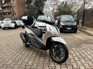 Piaggio Beverly 300S 09/24 KM.1997 FULL OPT.