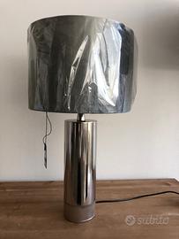 Lampade da tavolo SAVI con paralume velluto