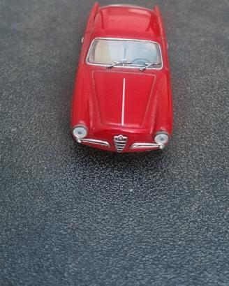 Modellini auto Alfa Romeo Giulietta Sprint 1957 So