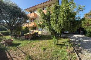 3 LOCALI A CERVARESE SANTA CROCE