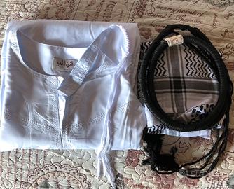 Vestito uomo arabo