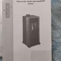 Stufa a pellet Ravelli Ecoteck modello Anna