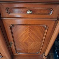 Contromobile in noce 