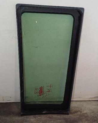 VETRO POSTERIORE DESTRO PORTA CARICO MERCEDES Vian