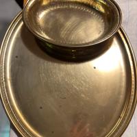 Vassoio e ciottola in ottone