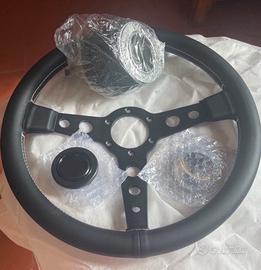 Volante in pelle con mozzo