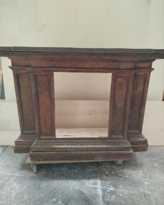 Camino credenza antica