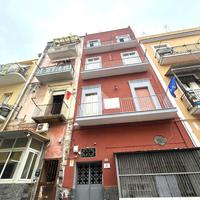 3 LOCALI A TORRE DEL GRECO