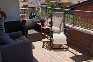 Appartamento n°3 balconi - garage- cantina