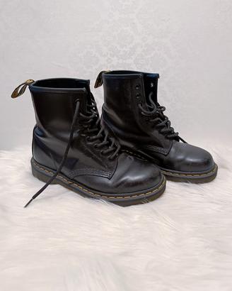 Dr. Martens - Stivali Neri in Pelle
