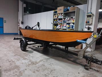 Barca ally bass boat