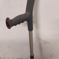 Stampella in metallo