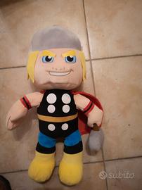 peluche thor