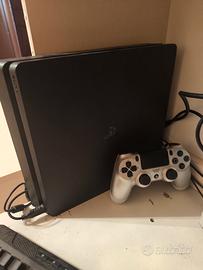 PlayStation 4 slim 