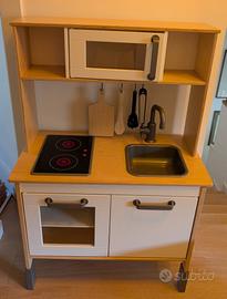 Cucina Ikea per bambini