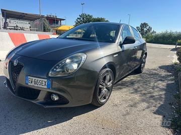 Alfa Romeo Giulietta 1.6 105 CV