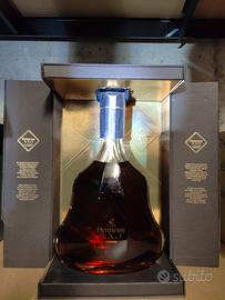 cognac Hennessy X.X.O. hors d' age da collezione.