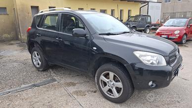 Toyota RAV 4 2.0 GPL Luxury CAMBIO ROTTO automatic