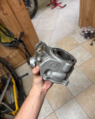 CILINDRO GAS GAS EC 125 da rettificare