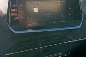 Peugeot 208,Benz,20500 km ,fine tagliandi Peugeot 