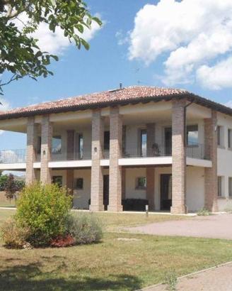 Immobile di 580 m² con più di 5 locali a Castel Ma
