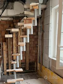 Scala  salva spazio regolabile in altezza