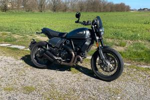 Ducati Scrambler 800 Nightshift del 2022