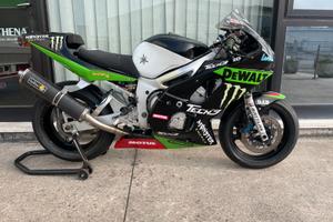 Yamaha YZF R6 - 2000