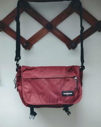 Borsa tracolla Eastpak rossa tessuto zaino scuola
