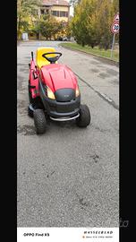 Trattorino tagliaerba