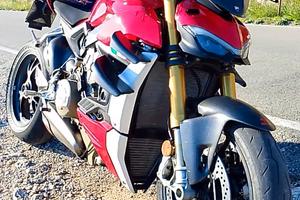 ducati streetfigter v4 s