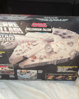 Star Wars Millennium Falcon elettronico Kenner GIG
