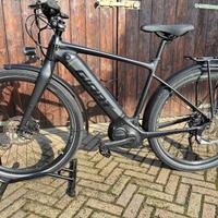 Citybike elettrica Giant taglia M
