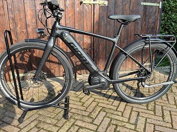 Citybike elettrica Giant taglia M