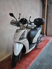 Kymco People GTi 300