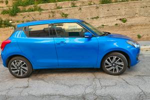 Suzuki Swift 1.2 Hybrid Top 2wd