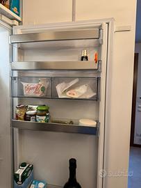 Frigorifero combinato da incasso Siemens