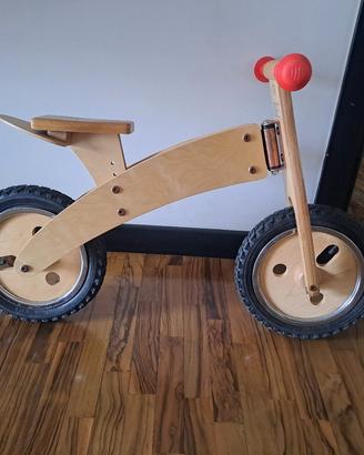 bicicletta in legno senza pedali 