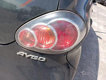 Fanale posteriore dx TOYOTA AYGO anno 2009