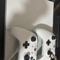 xbox one + 9 giochi + 2 controller