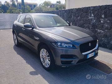 Jaguar F-Pace 3.0 D V6 300 CV AWD aut. Prestige