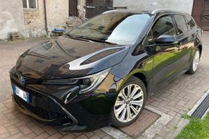 Toyota corolla touring 1.8 hybrid