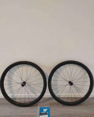coppia ruote carbonio Reynolds 46mm-ciclismo-bici!