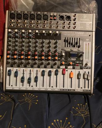 Behringer Xenyx X1222 USB Mixer