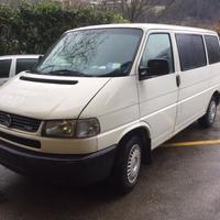Ricambi Volkswagen Caravelle 2002 bianco