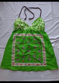 Top allacciato al collo. Marca Zara Trf