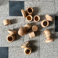 Bastoni e supporti in legno rovere per tende