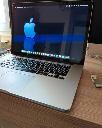 Macbook Pro 15"  2015  512 gb 