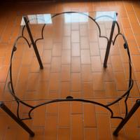 Tavolo in ferro battuto e vetro con 4 sedie